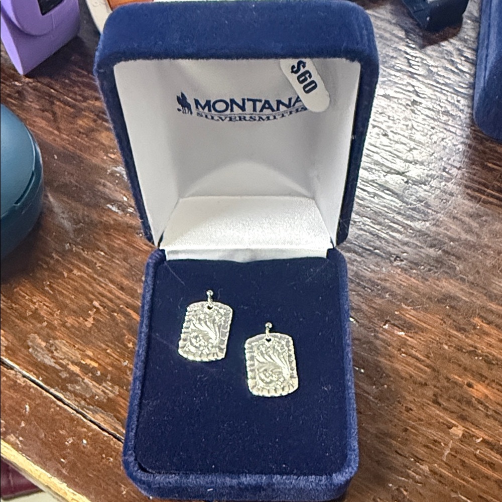 Montana Silversmiths Silver Floral Rectangle Drop Earrings